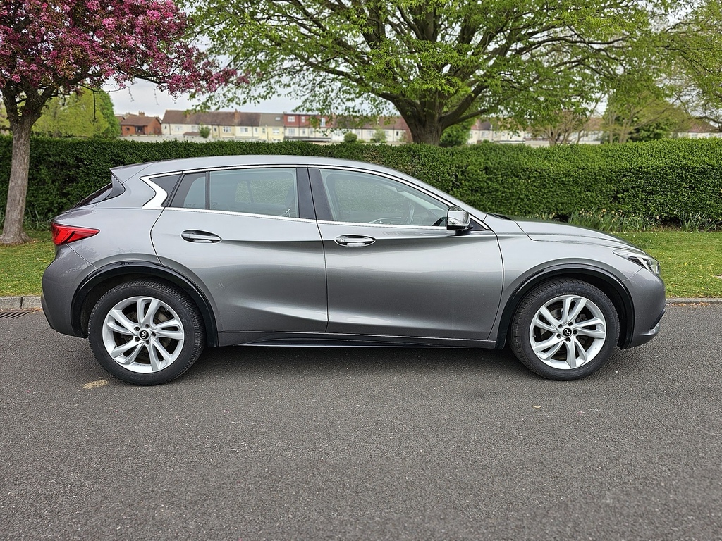 Infiniti Q30 T Se U2520 Ulez Grey #2