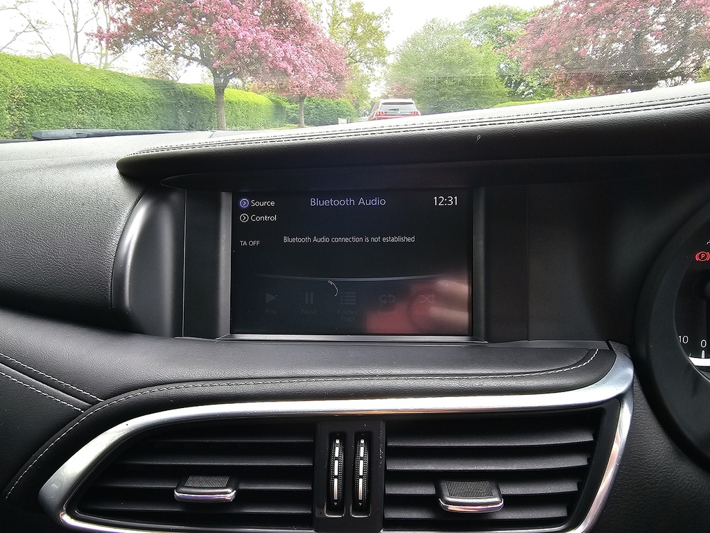 Infiniti Q30 Hatchback Silver #15
