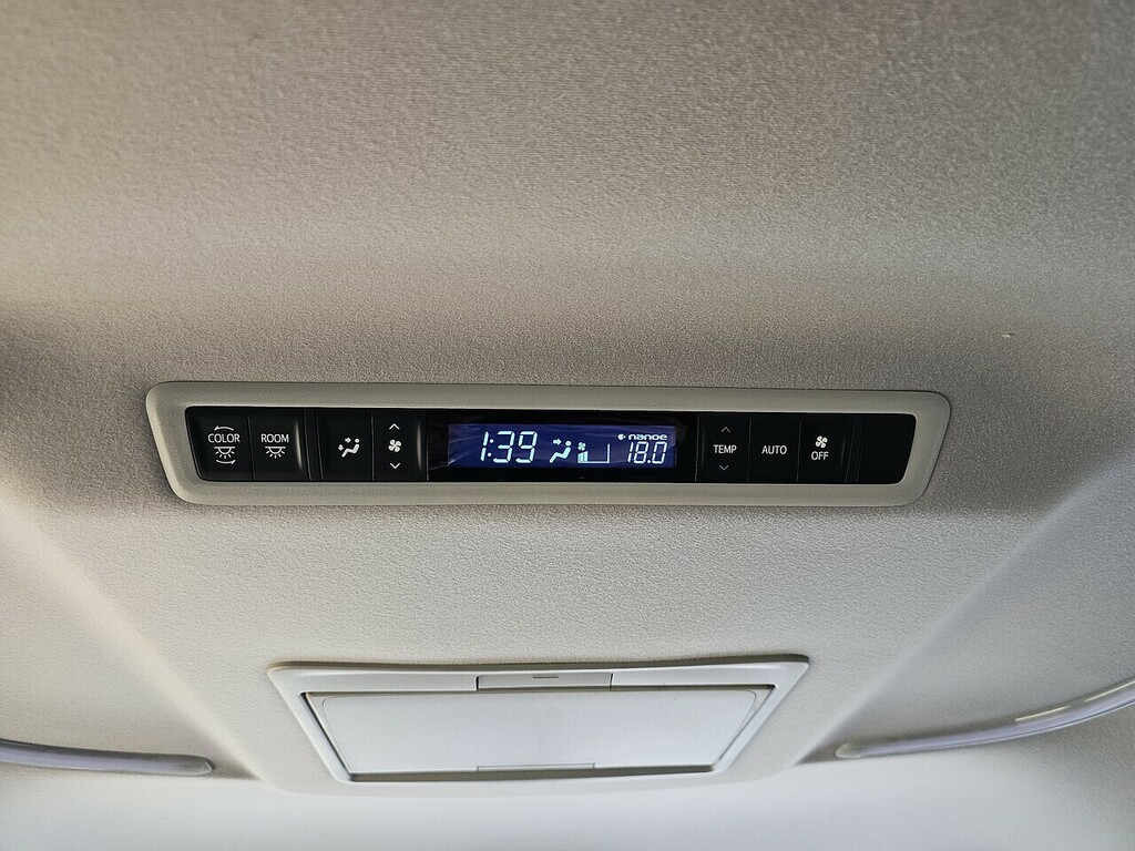 Toyota Vellfire 3.5 V6 White #27