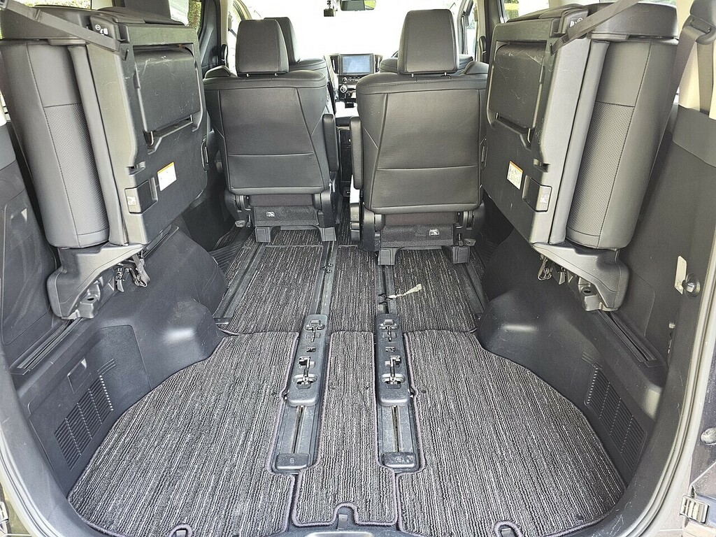 Toyota Vellfire 3.5 V6 White #35