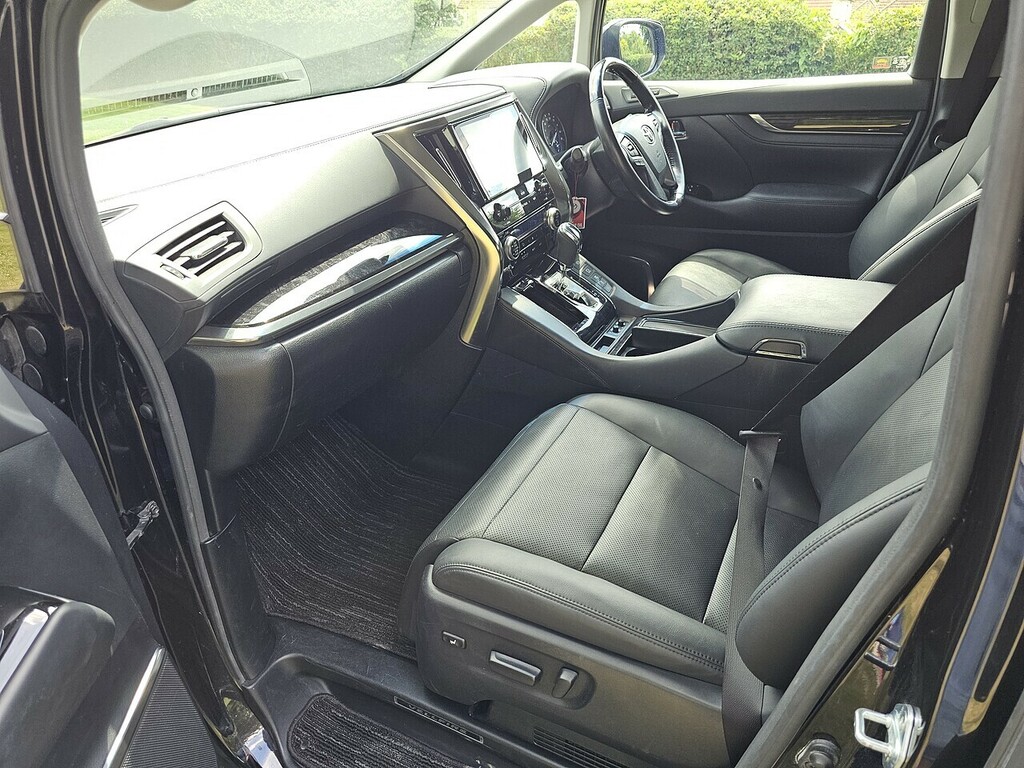 Toyota Vellfire 3.5 V6 White #14