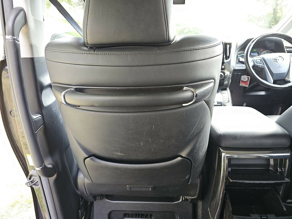 Toyota Vellfire 3.5 V6 White #25