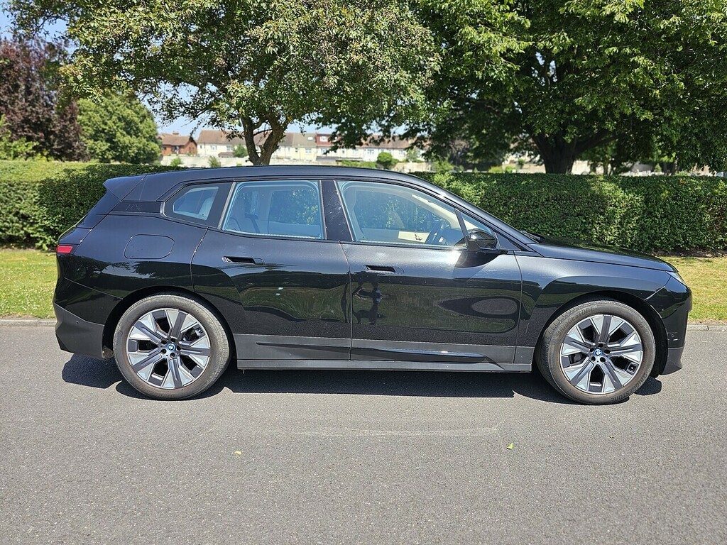 BMW iX 40 Sport U3568 Ulez Blue #2
