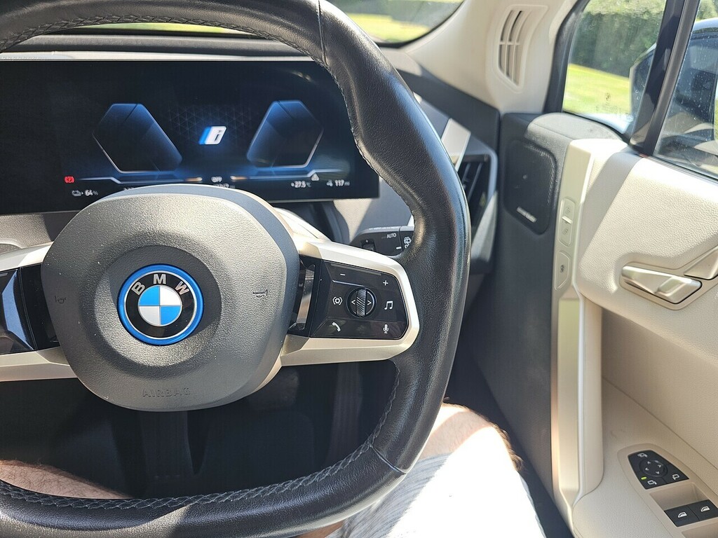 BMW iX 40 76.6Kwh M Sport Xdrive Black #37