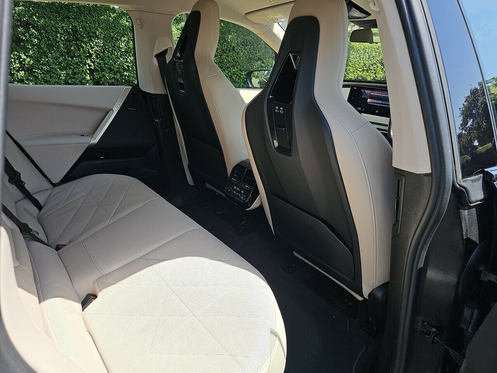 BMW iX 40 76.6Kwh M Sport Xdrive Black #18