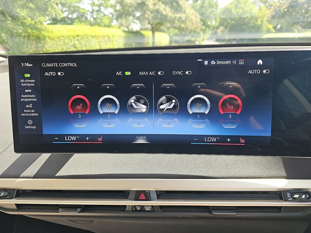 BMW iX 40 76.6Kwh M Sport Xdrive Black #30