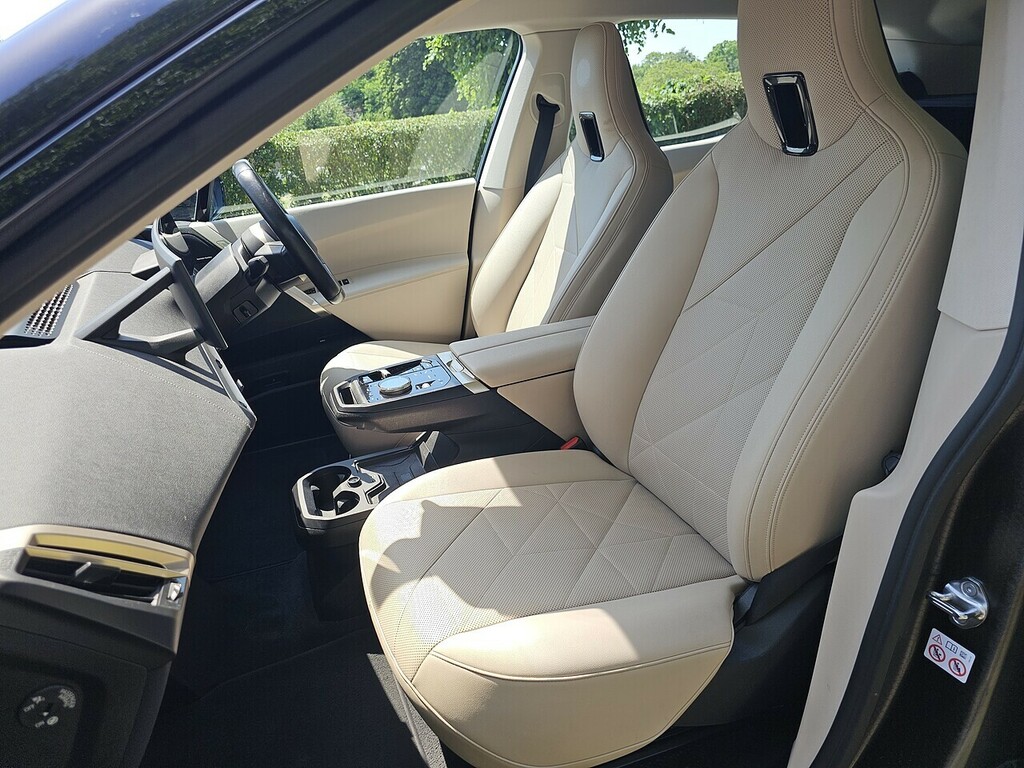 BMW iX 40 76.6Kwh M Sport Xdrive Black #15