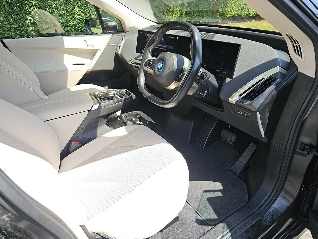 BMW iX 40 76.6Kwh M Sport Xdrive Black #12