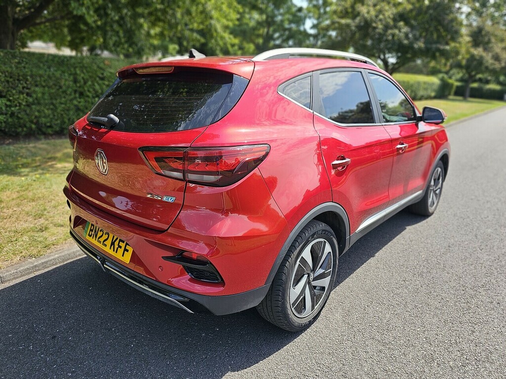 MG ZS Trophy Long Range U3572 Ulez Red #3
