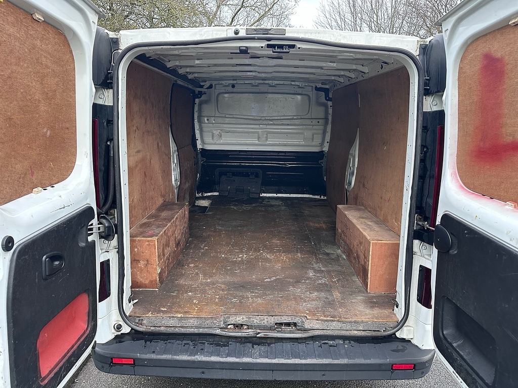 Vauxhall Vivaro Cdti 2900 Sportive U3249 Ulez White #6