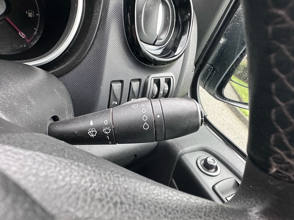 Vauxhall Vivaro 1.6 L2h1 2900 Sportive White #29