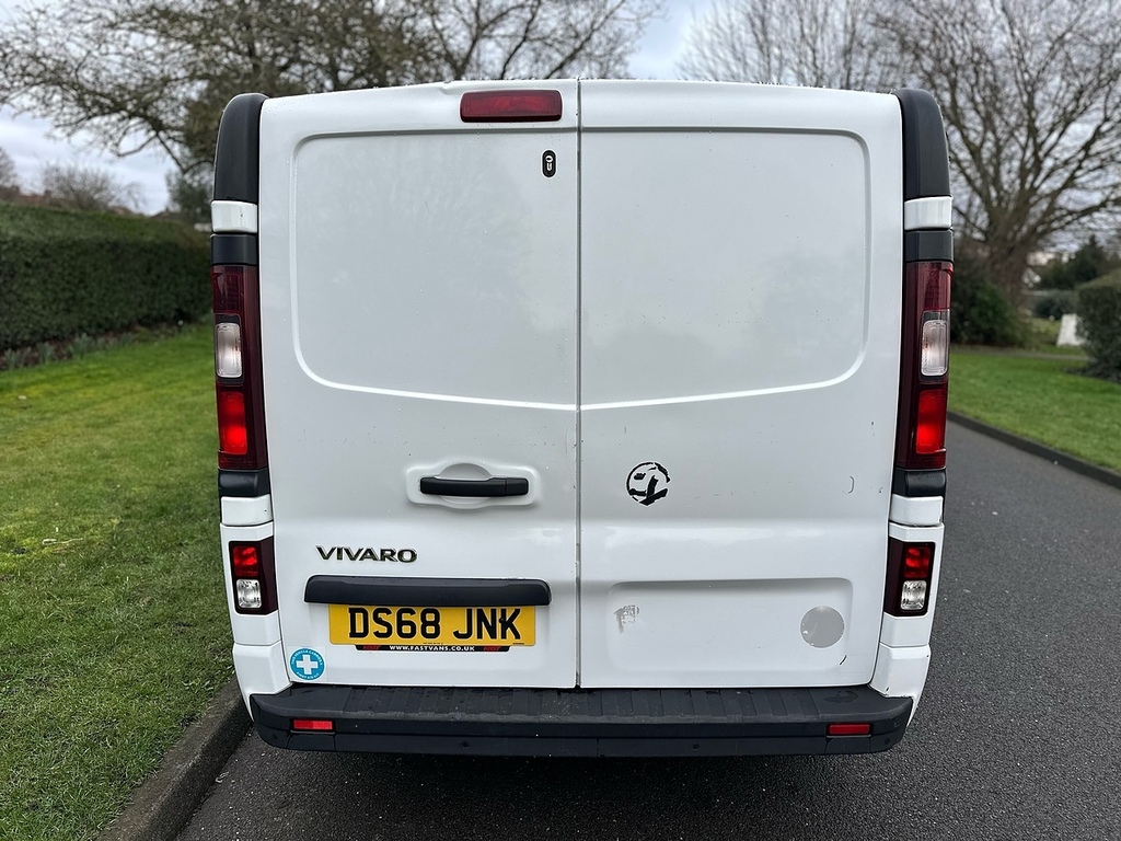 Vauxhall Vivaro Cdti 2900 Sportive U3249 Ulez White #5