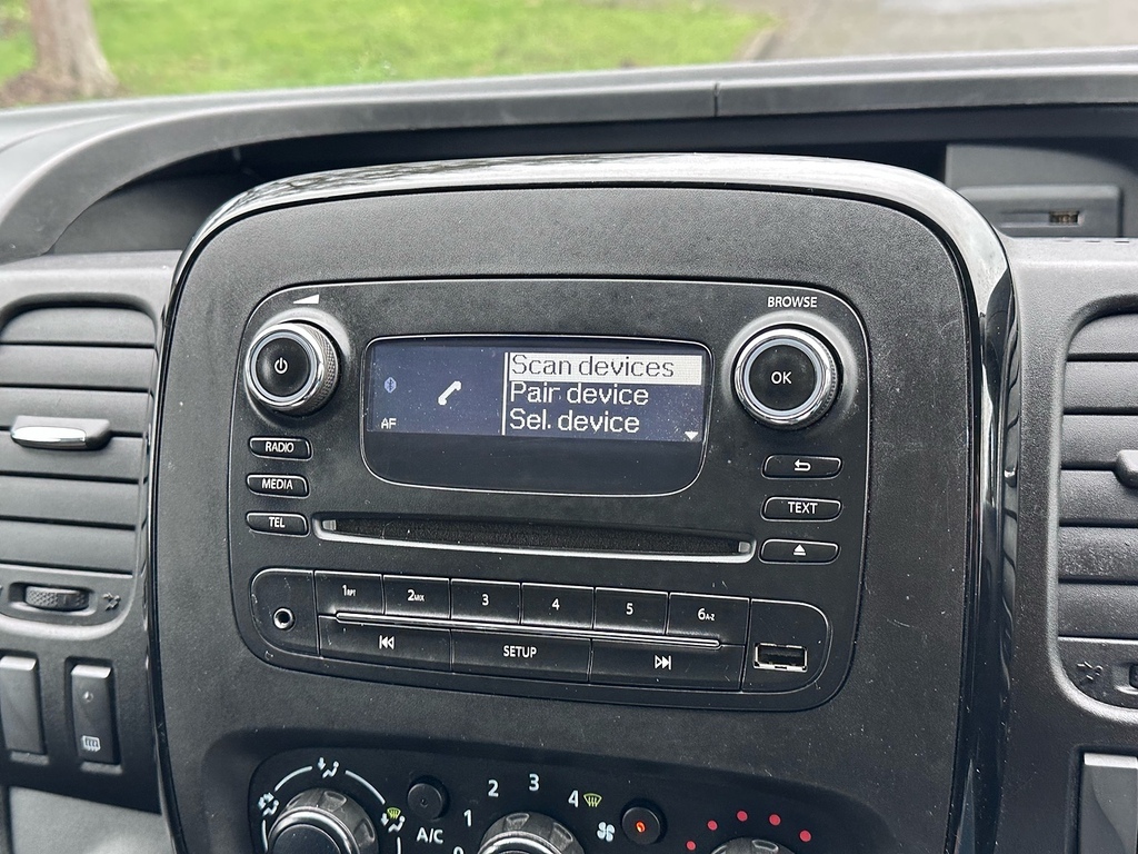 Vauxhall Vivaro 1.6 L2h1 2900 Sportive White #37