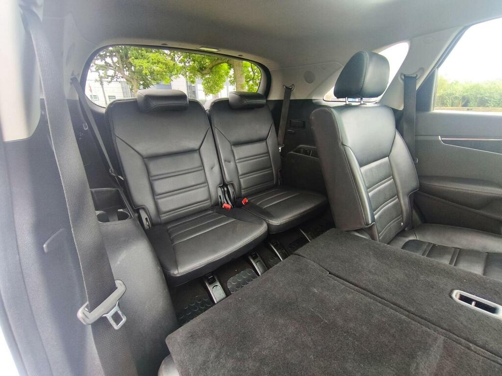 Kia Sorento Suv Grey #8