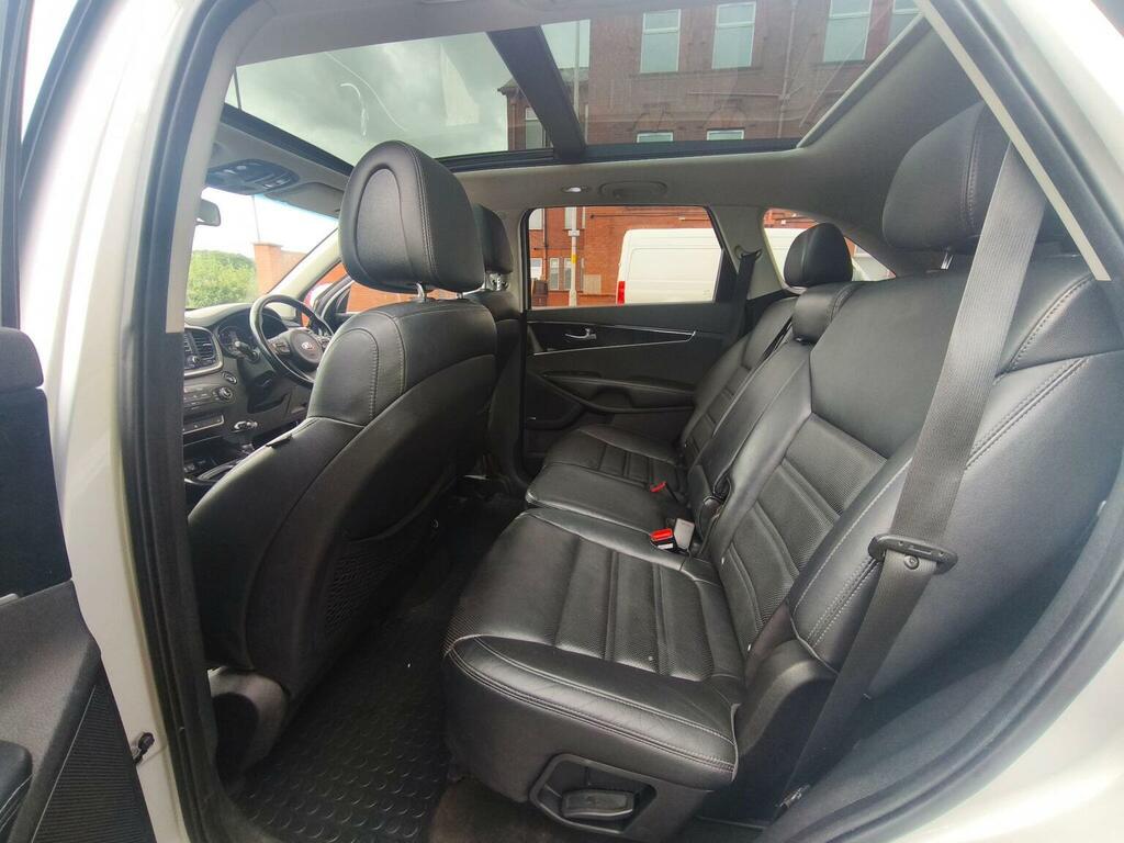 Kia Sorento Suv Grey #12