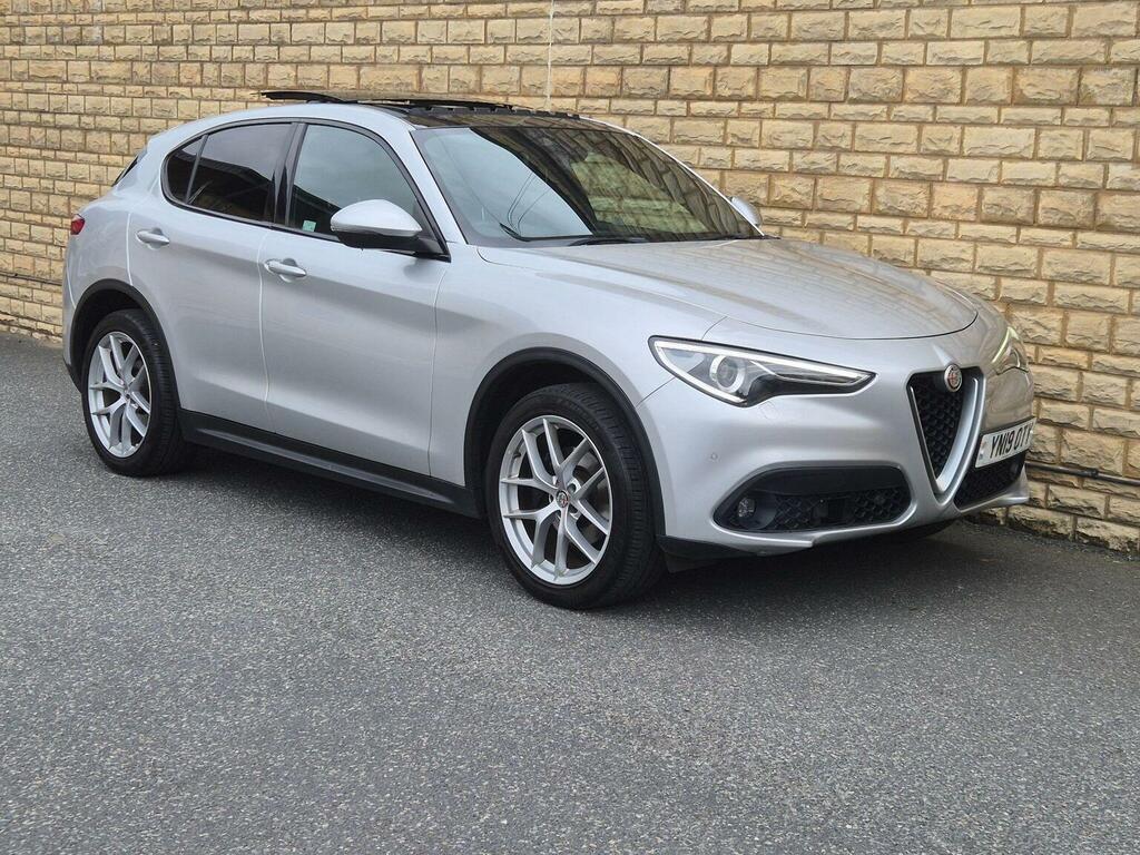 Alfa Romeo Stelvio  Green #12