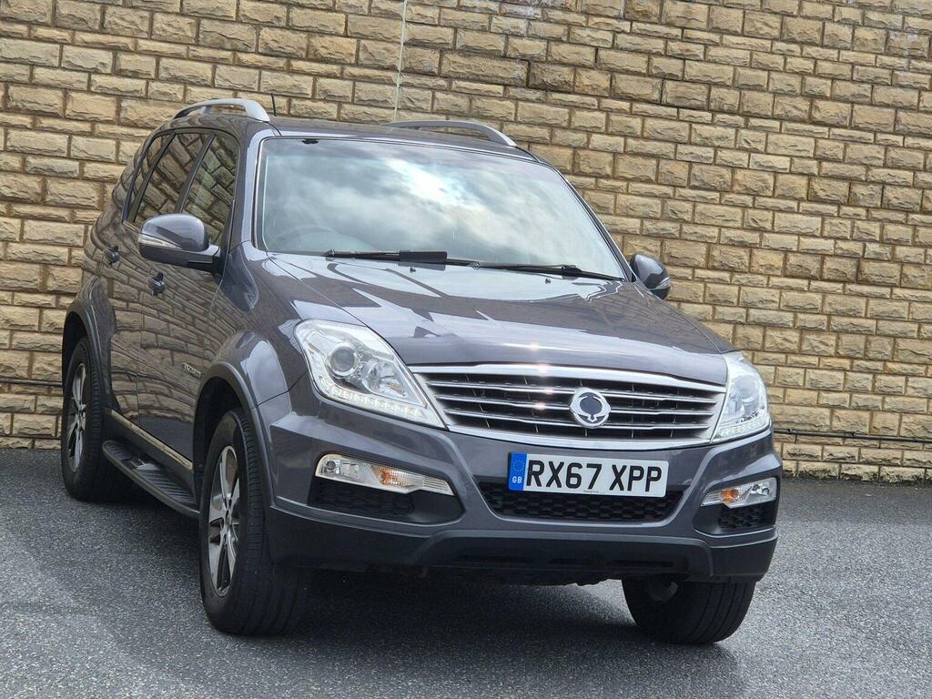 SsangYong Rexton Rexton Ultimate Black #8