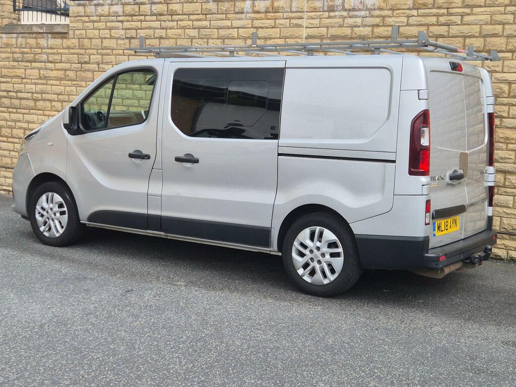 Renault Trafic 1.6L Ll29 Sport Energy Dci Red #24