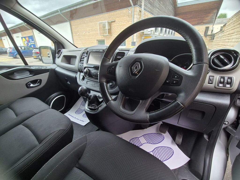 Renault Trafic 1.6L Ll29 Sport Energy Dci Red #14