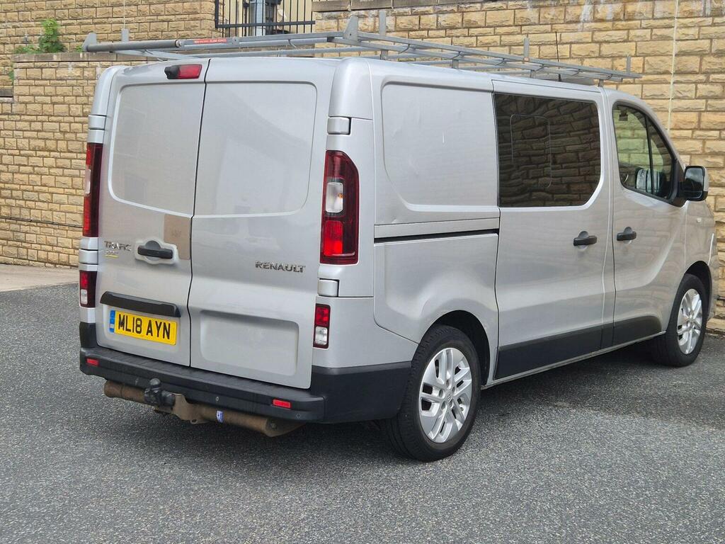 Renault Trafic 1.6L Ll29 Sport Energy Dci Red #18
