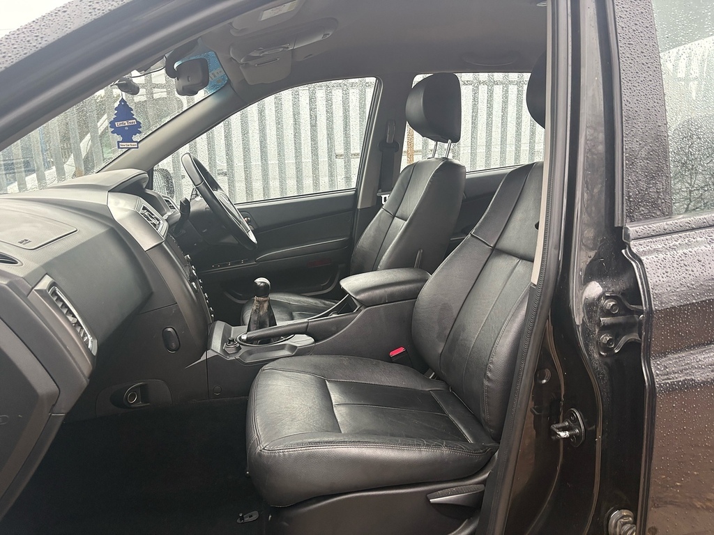SsangYong Musso Pickup Red #10