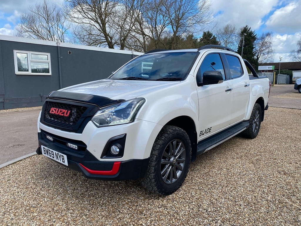 Isuzu D-Max Td Blade White #2