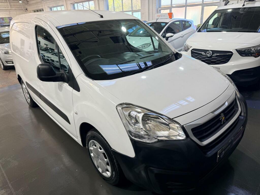Peugeot Partner Panel Van 1.6 Vti 676 Se L1 201868 White #2