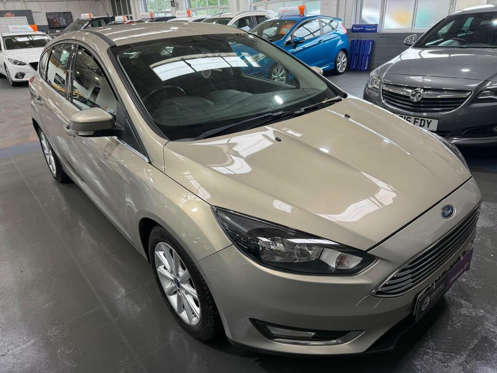 Ford Focus Hatchback 1.5 Tdci Titanium Euro 6 Ss 2015 SD15XCR Silver #3