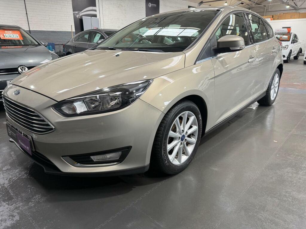 Ford Focus Hatchback 1.5 Tdci Titanium Euro 6 Ss 2015 SD15XCR Silver #5