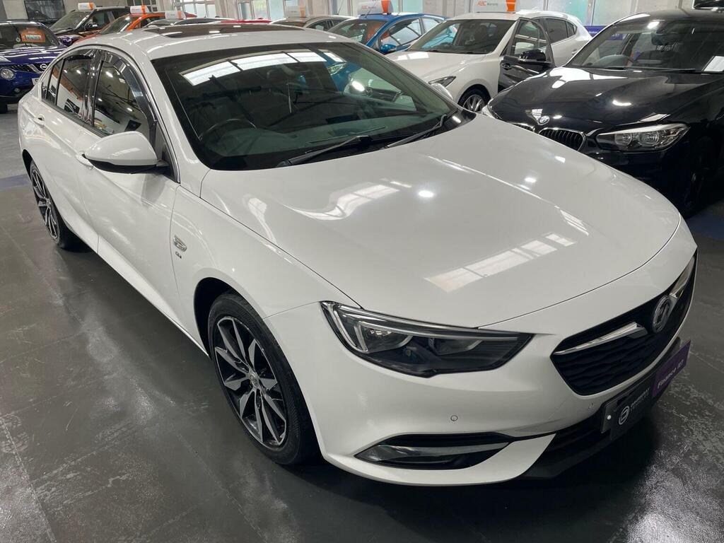 Vauxhall Insignia 2.0 Turbo D Blueinjection Sri Nav Grand Sport Euro White #3
