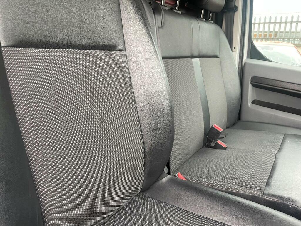 Vauxhall Vivaro Mpv White #19