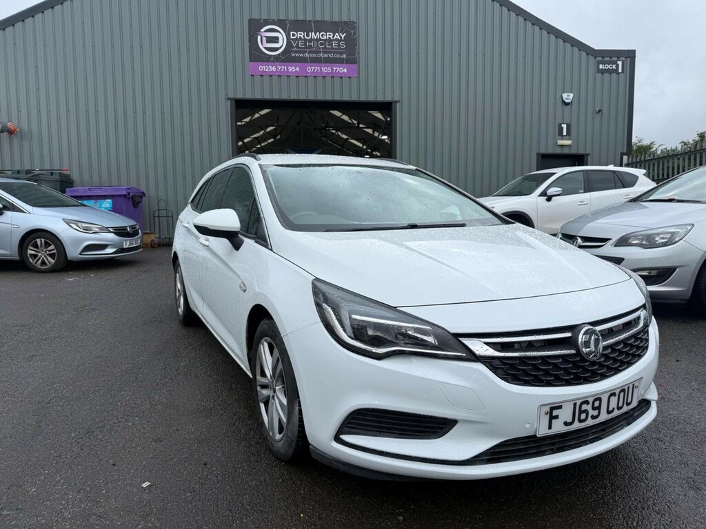 Vauxhall Astra Estate 1.6 Cdti Blueinjection Design Sports Tourer FJ69COU