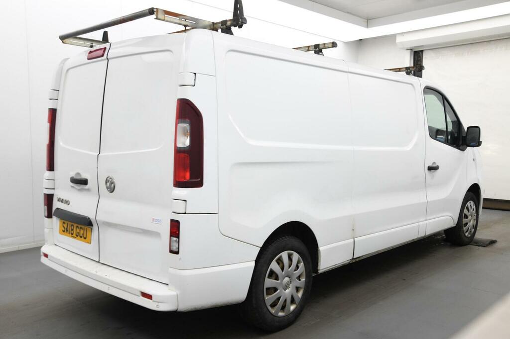 Vauxhall Vivaro 1.6 Cdti 2900 Sportive L2 H1 Euro 6 White #2