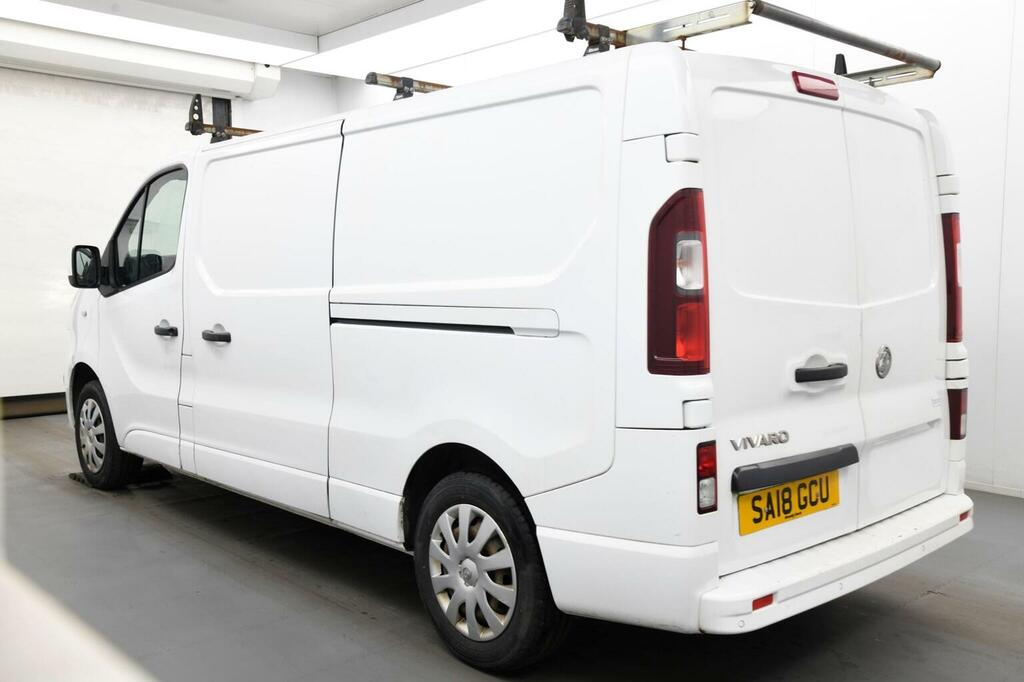 Vauxhall Vivaro 1.6 Cdti 2900 Sportive L2 H1 Euro 6 White #3