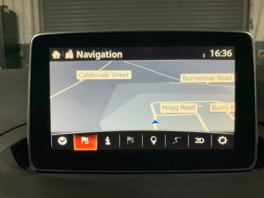 Mazda 3 2.0 Skyactiv-g Se-l Nav Euro 5 Ss Red #16