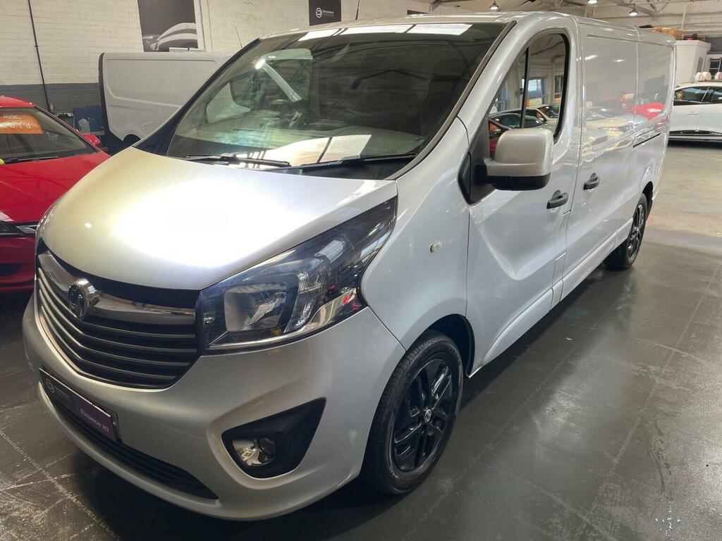 Vauxhall Vivaro Panel Van 1.6 Cdti 2900 Biturbo Ecotec Limited Edi Silver #7