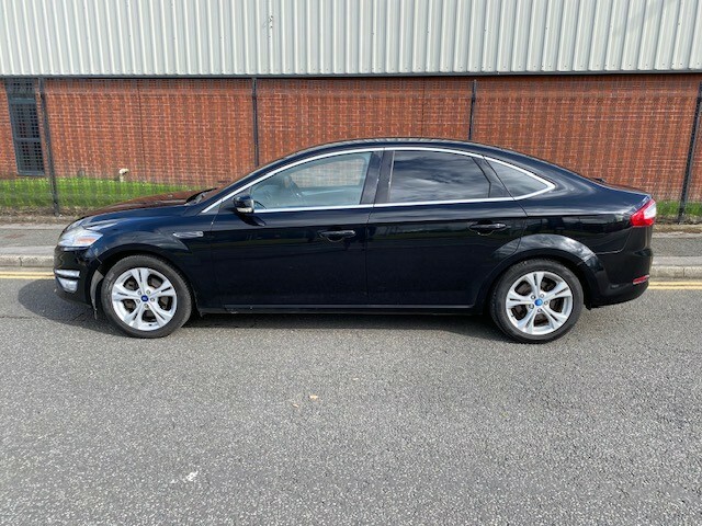 Ford Mondeo 2.0 Tdci Titanium X Business Edition Black #4