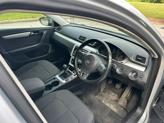 Volkswagen Passat Estate Grey #9