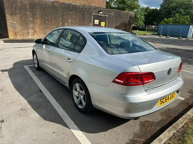 Volkswagen Passat 1.6 Tdi Bluemotion Tech S Silver #6