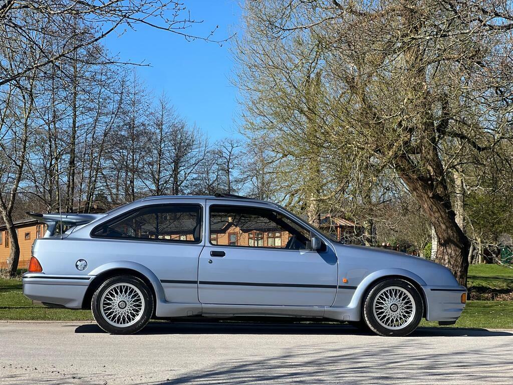 Ford Sierra Hatchback Blue #31