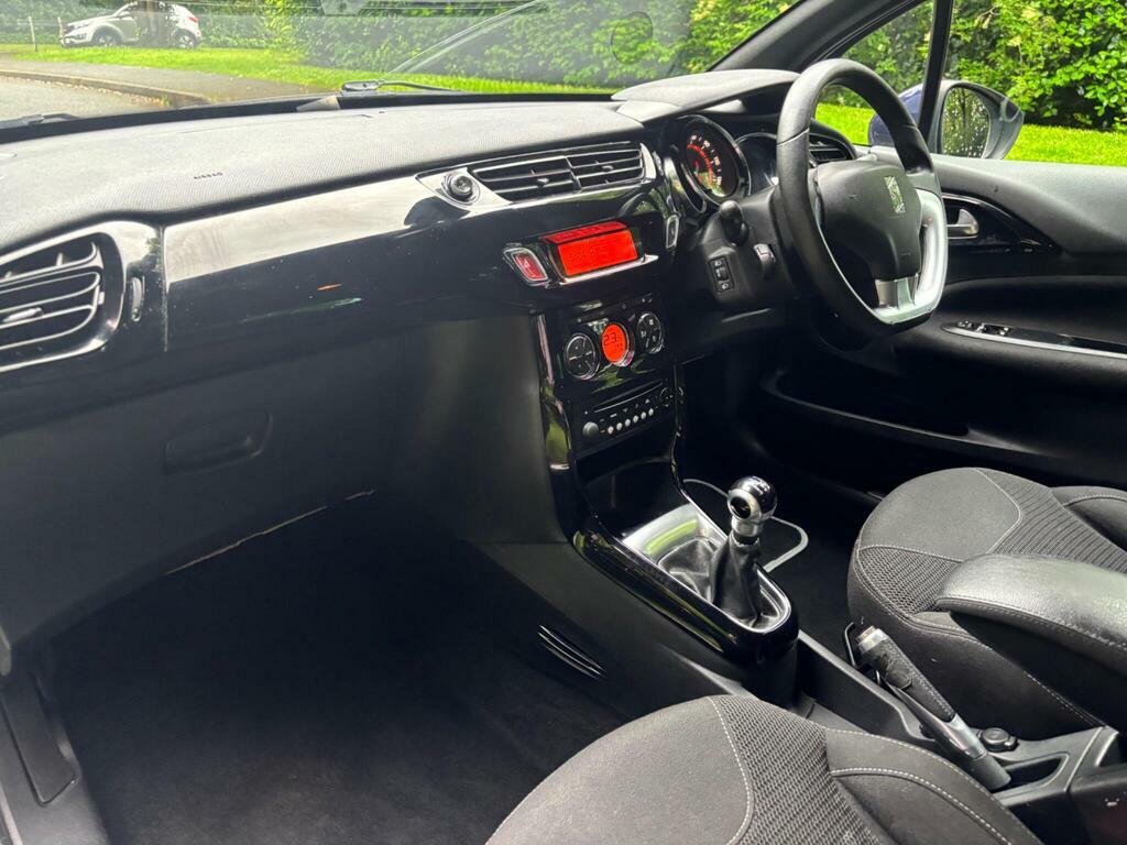 Citroen DS3  White #19
