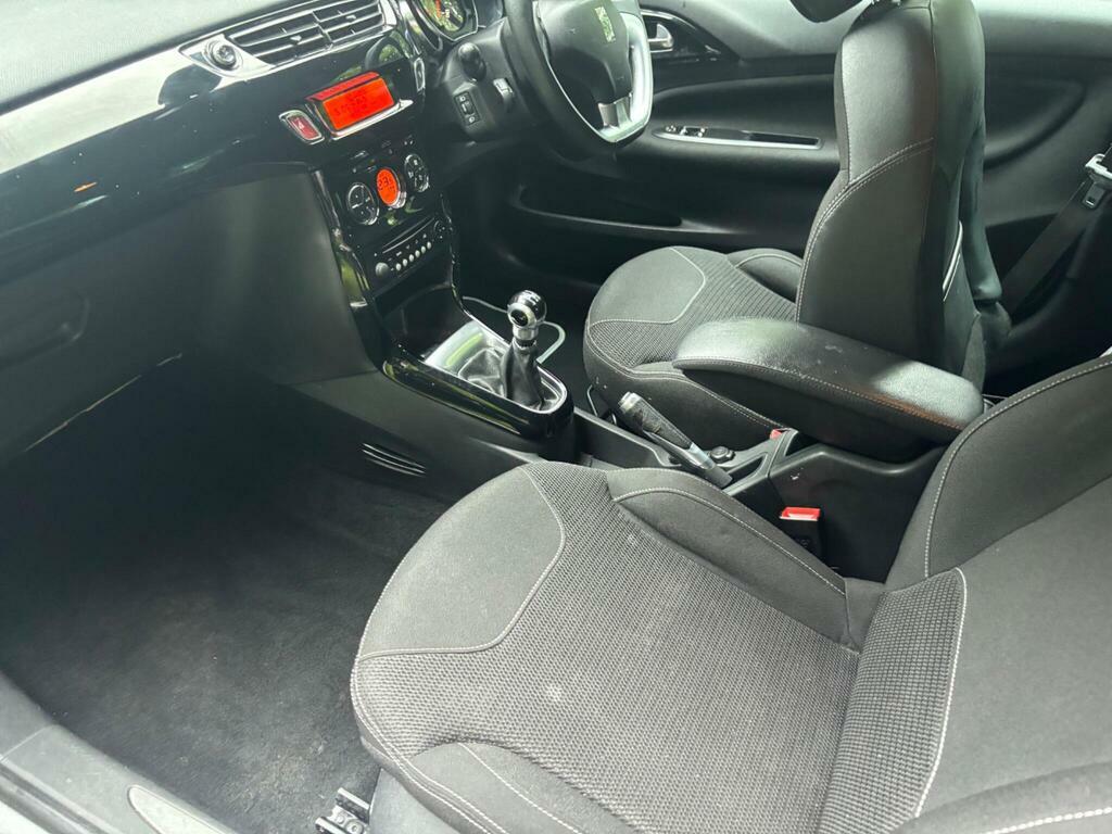 Citroen DS3  White #16