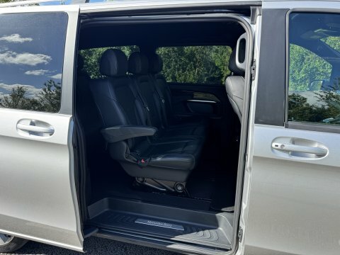 Mercedes-Benz V Class Mpv Silver #23