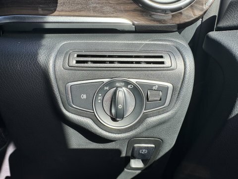 Mercedes-Benz V Class Mpv Silver #16