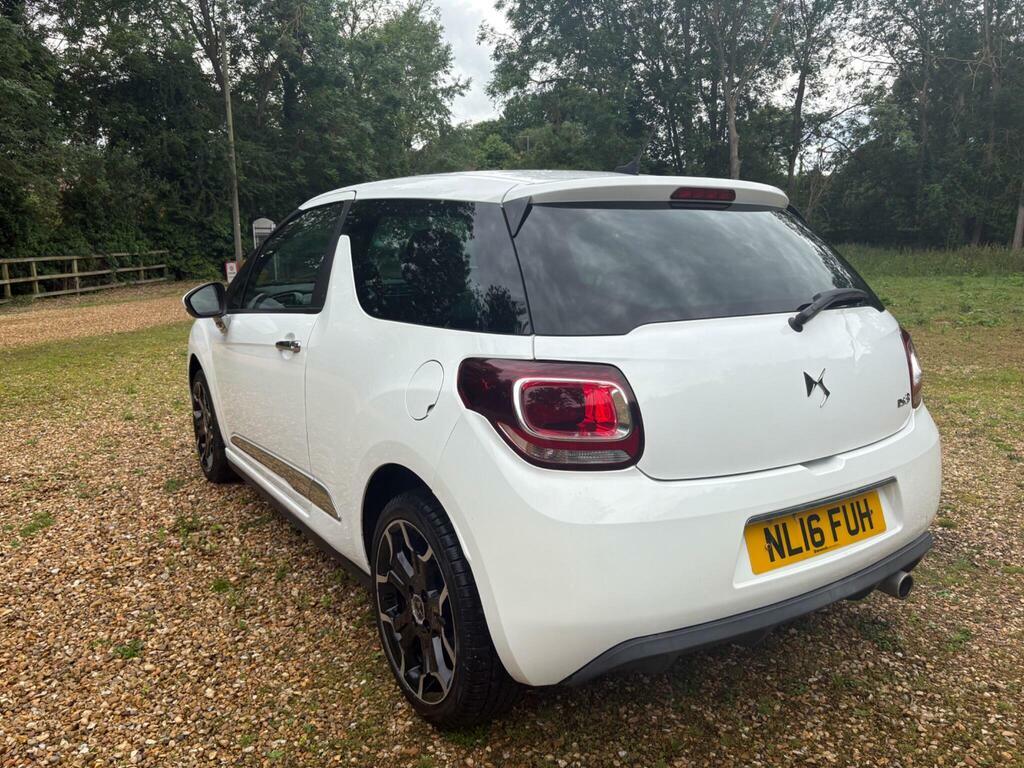 DS DS 3 1.2 Puretech Dstyle Euro 6 White #4