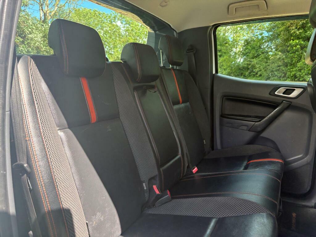 Ford Ranger Wildtrak Black #10