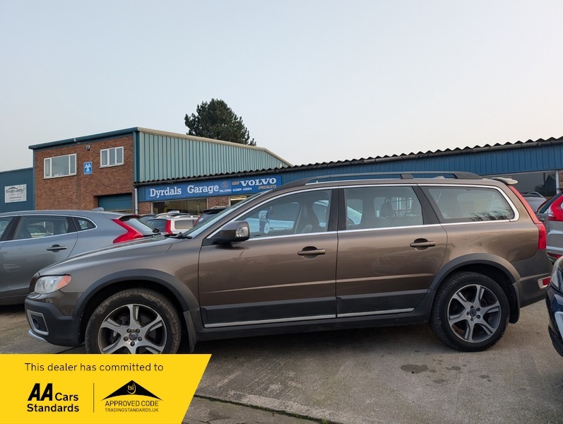 Volvo XC70 D5 Se Lux Awd Brown