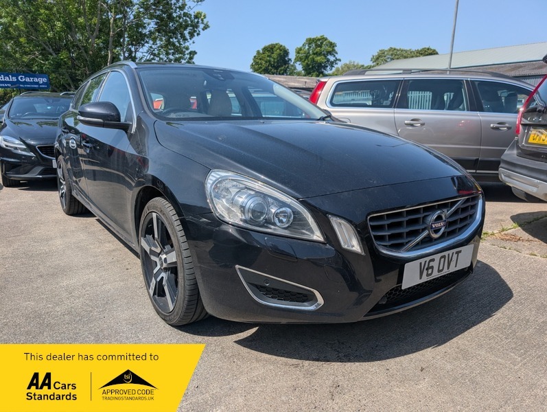 Volvo V60 D5 Se Lux Nav Black