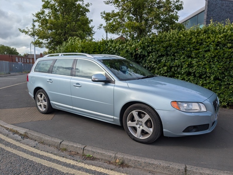 Volvo  Series D Se Lux NL08ZPP Blue #2