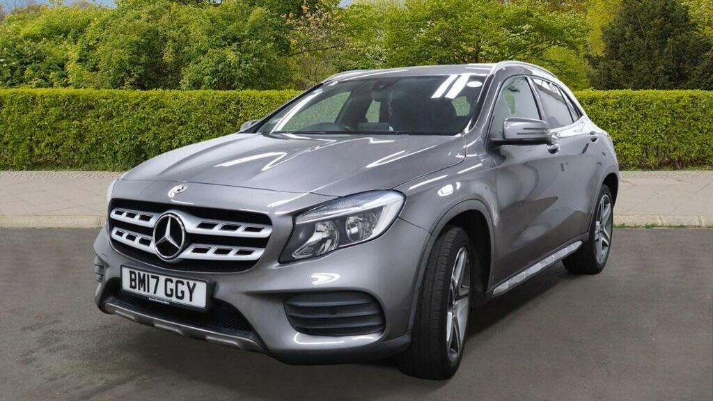 Mercedes-Benz GLA Class 1.6 Gla200 Amg Line 7G-dct Euro 6 Ss Grey #2